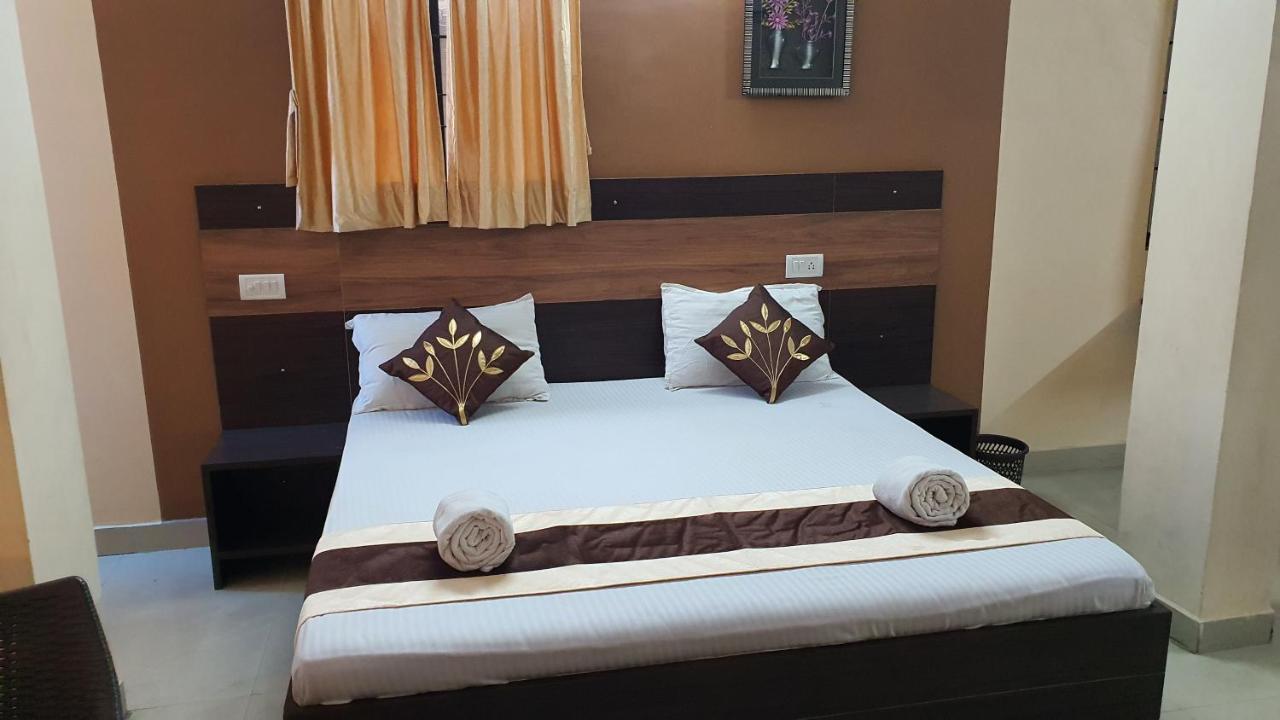 S4 Residency Hotel Ченай Екстериор снимка